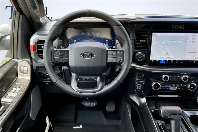 2025 Ford F-150 Raptor photo 16