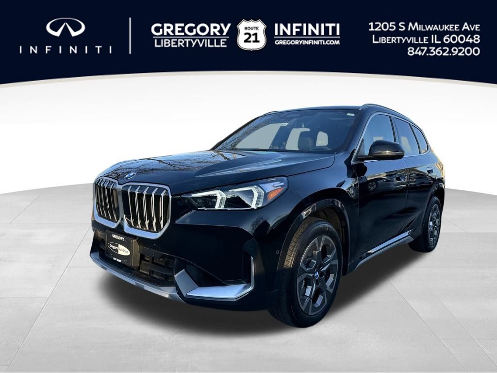 2025 BMW X1 28i's photo