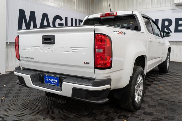 2022 Chevrolet Colorado LT photo 2