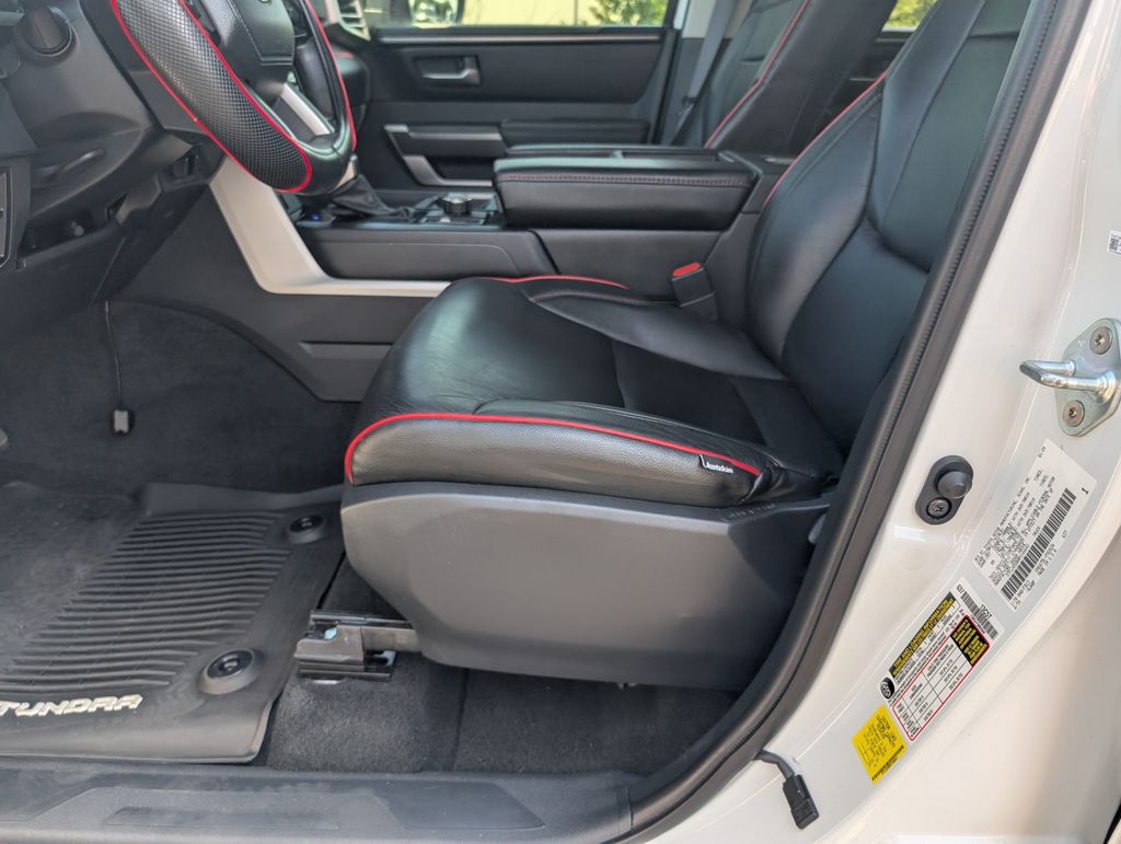 2024 Toyota Tundra SR5 photo 9