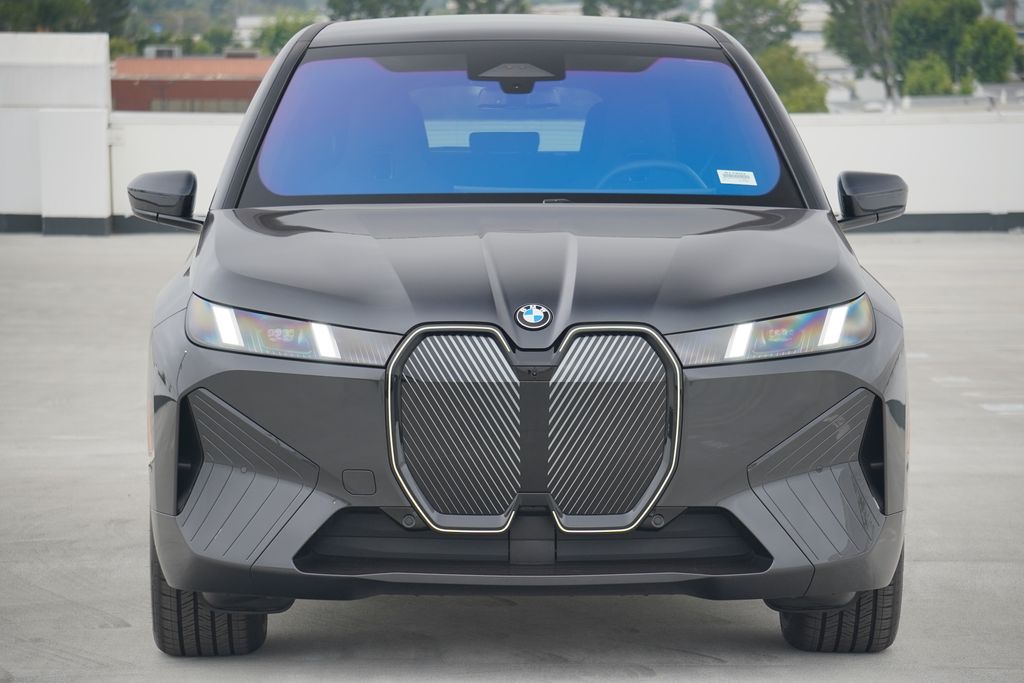 2026 Bmw iX photo 2