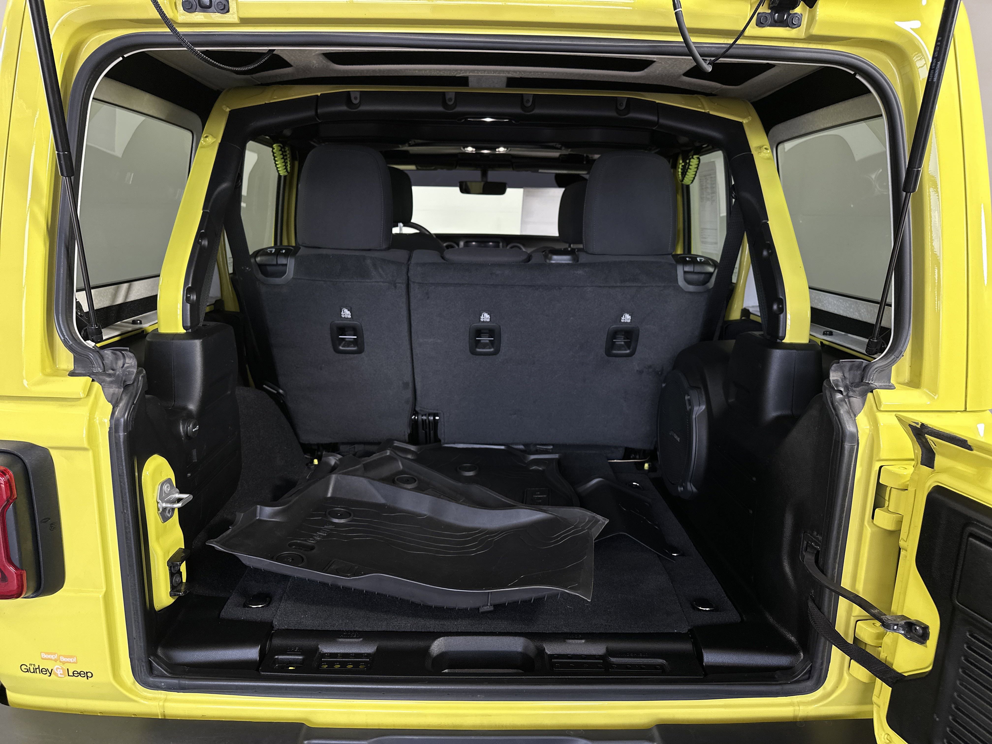2022 Jeep Wrangler Unlimited High Tide photo 4