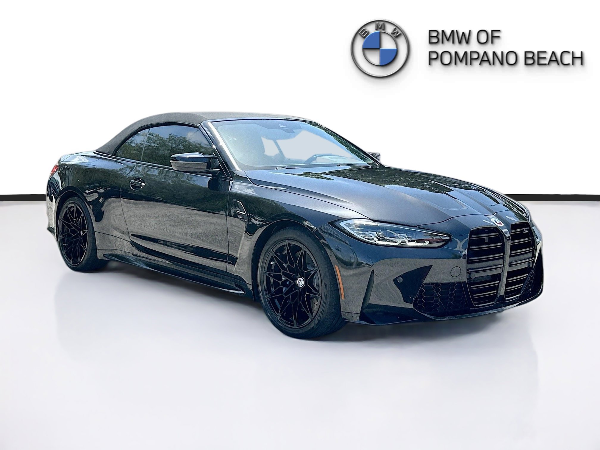 2023 BMW M4 Convertible Base's photo