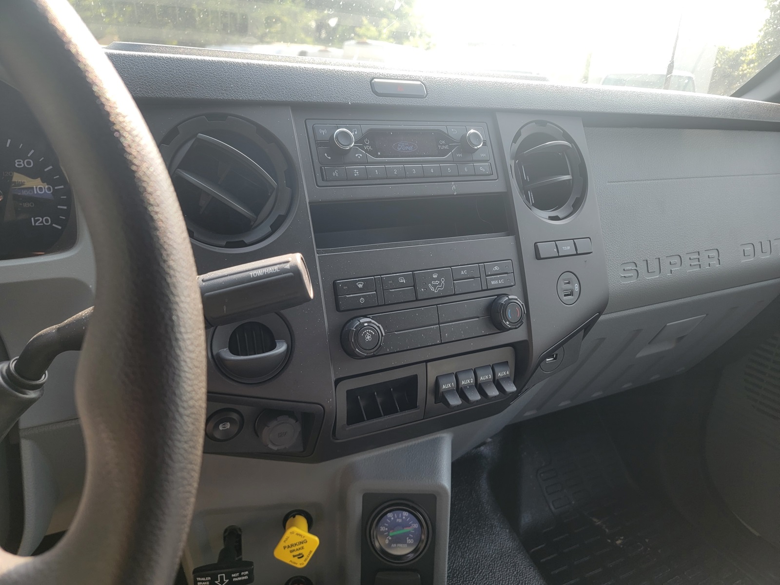 2025 Ford F-750 Regular Cab photo 10