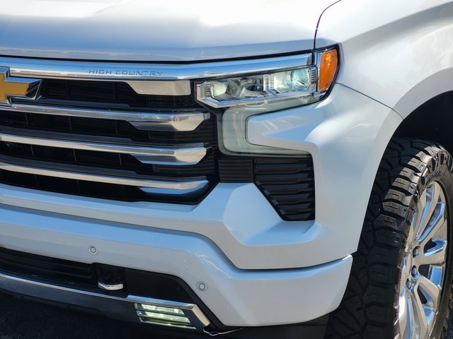 2023 Chevrolet Silverado 1500 High Country photo 5