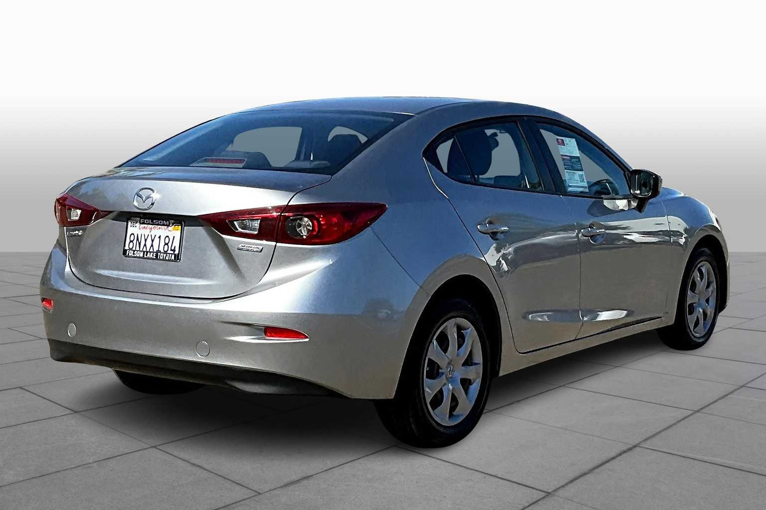 2016 Mazda Mazda3 i Sport photo 12