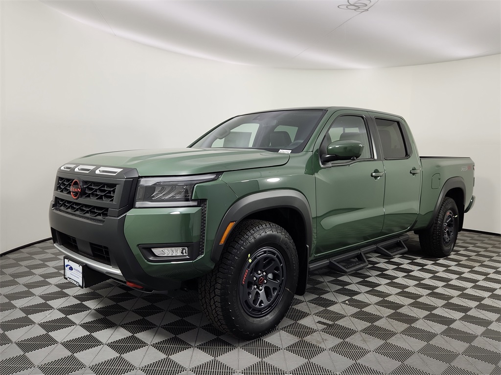 2026 Nissan Frontier PRO-4X's photo