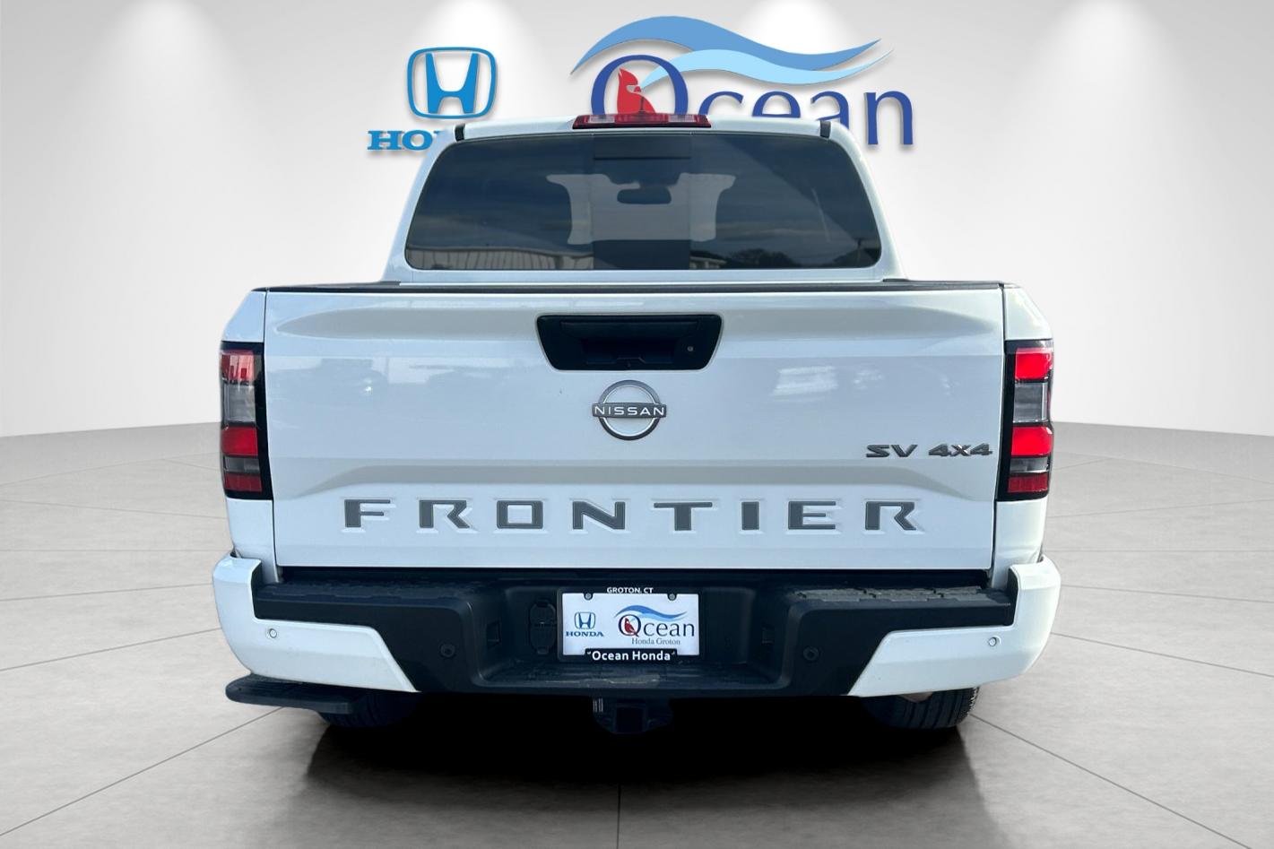 2024 Nissan Frontier SV photo 4