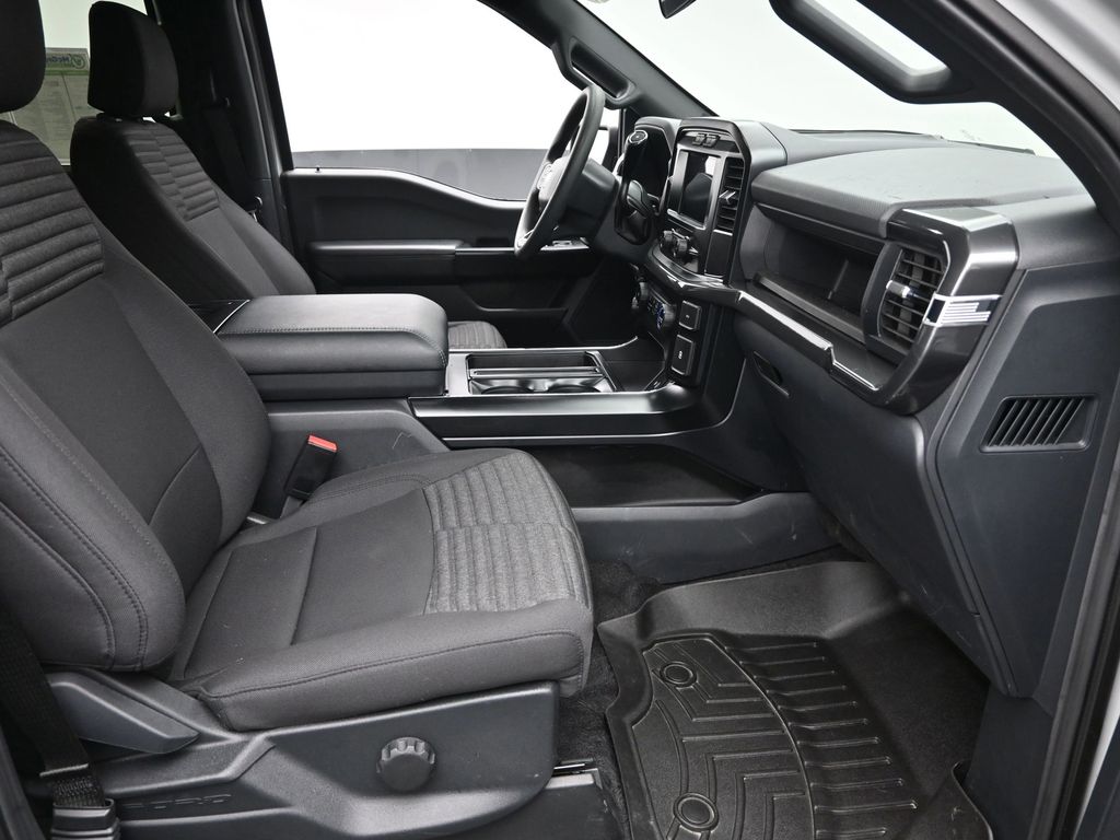 2023 Ford F-150 XL photo 5