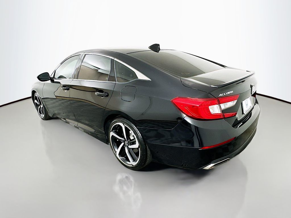2022 Honda Accord 2.0T Sport photo 7