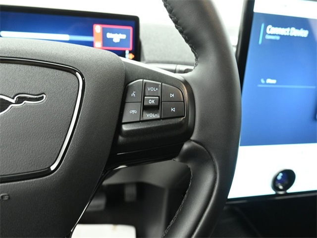 2025 FORD MUSTANG MACH-E - Image 17