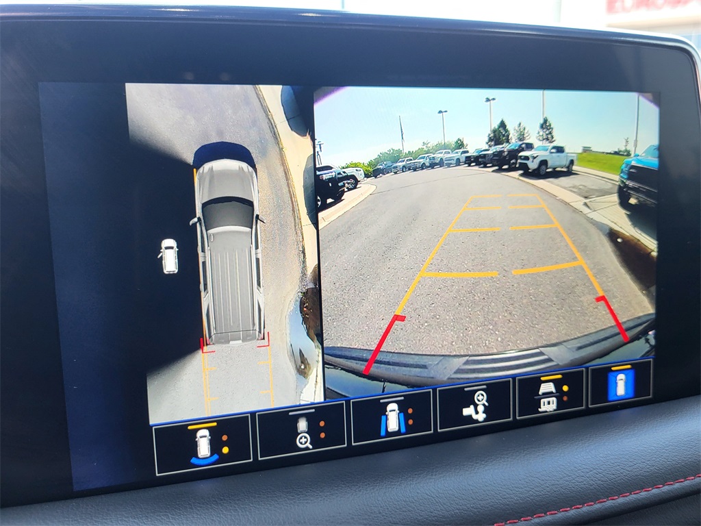 2022 Chevrolet Tahoe RST photo 27