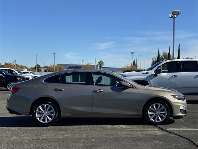 2024 Chevrolet Malibu 1LT photo 4