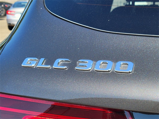 2022 Mercedes Benz GLC 300 4MATIC photo 11