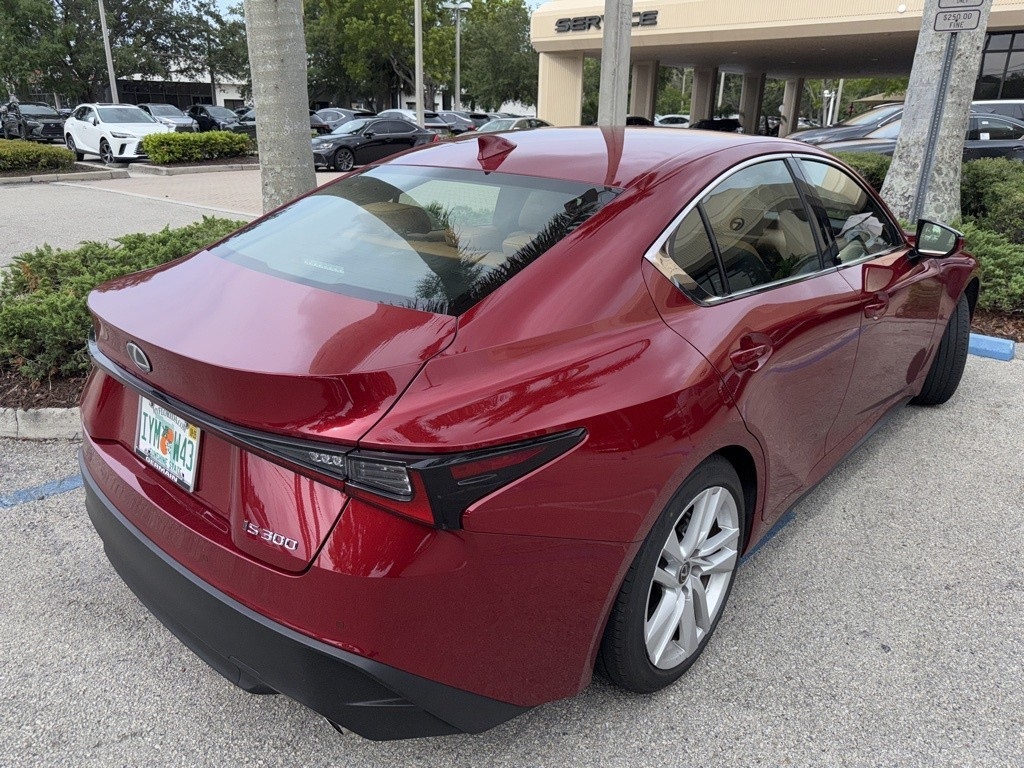 2023 Lexus IS 300 photo 6