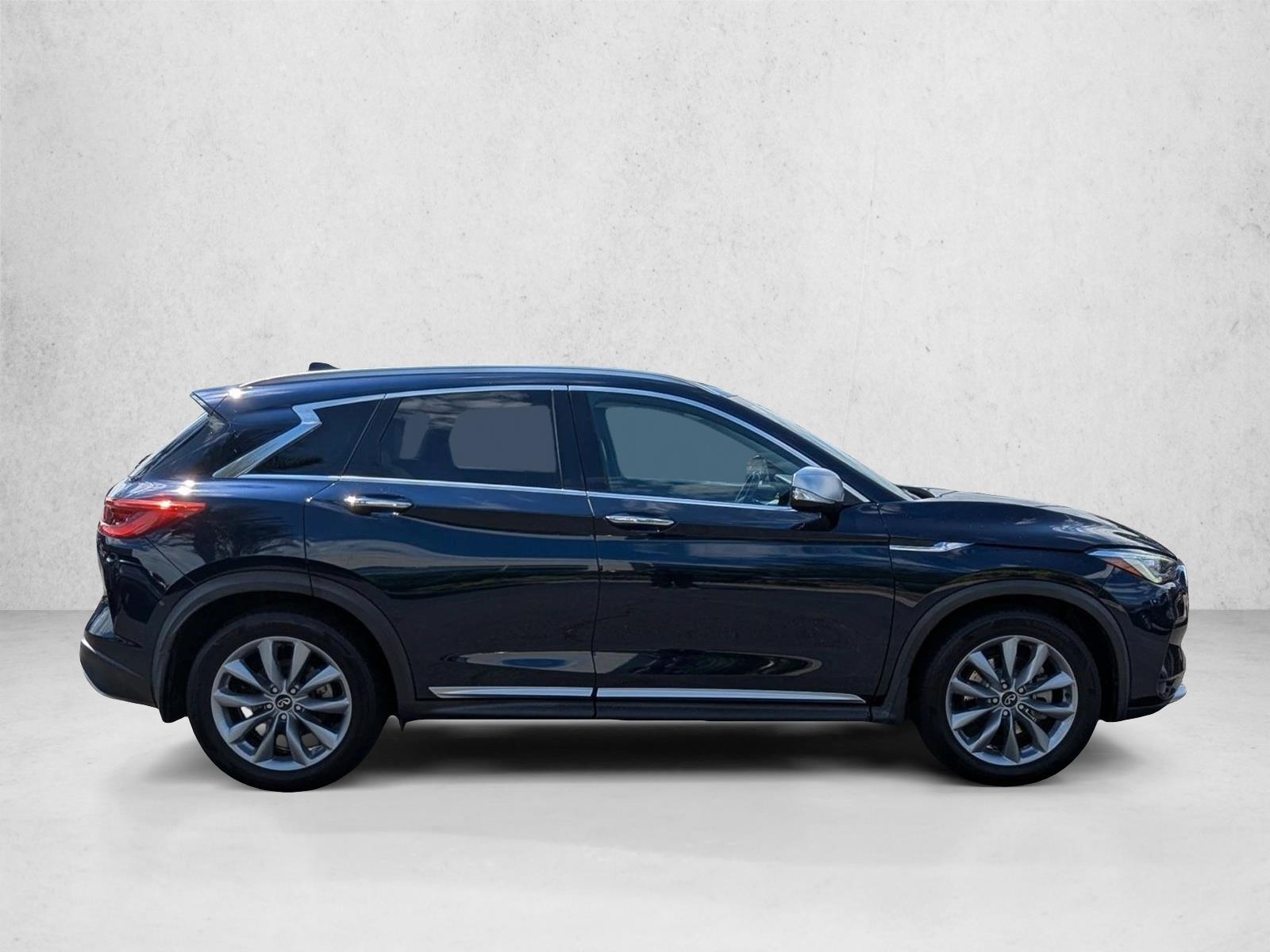 2021 Infiniti QX50 Luxe photo 4