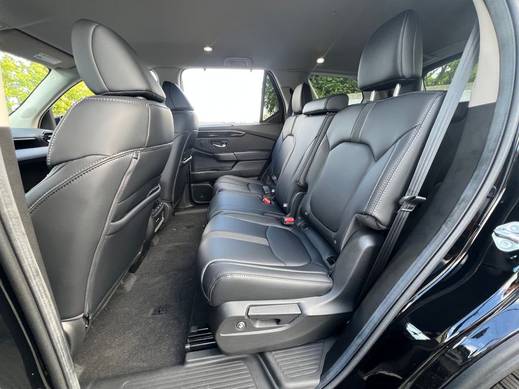 2025 Honda Pilot EX-L photo 19