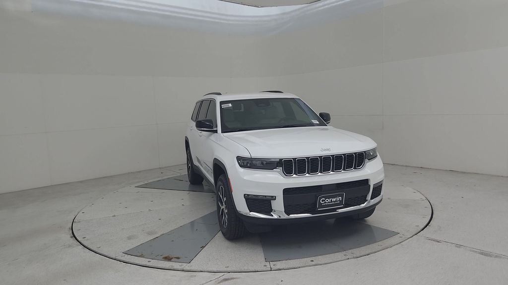 2025 Jeep Grand Cherokee Limited photo 4