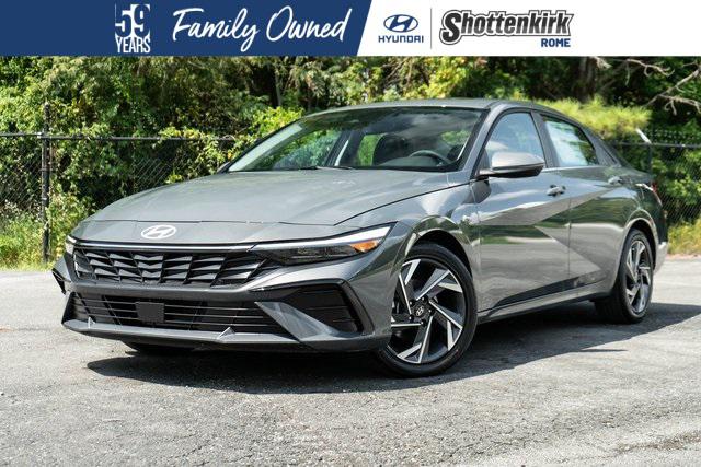 2025 Hyundai Elantra Limited's photo