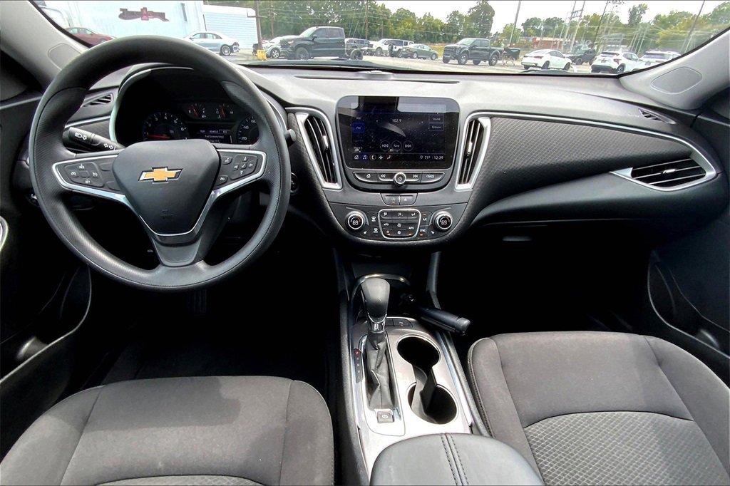 2022 Chevrolet Malibu 1LT photo 14