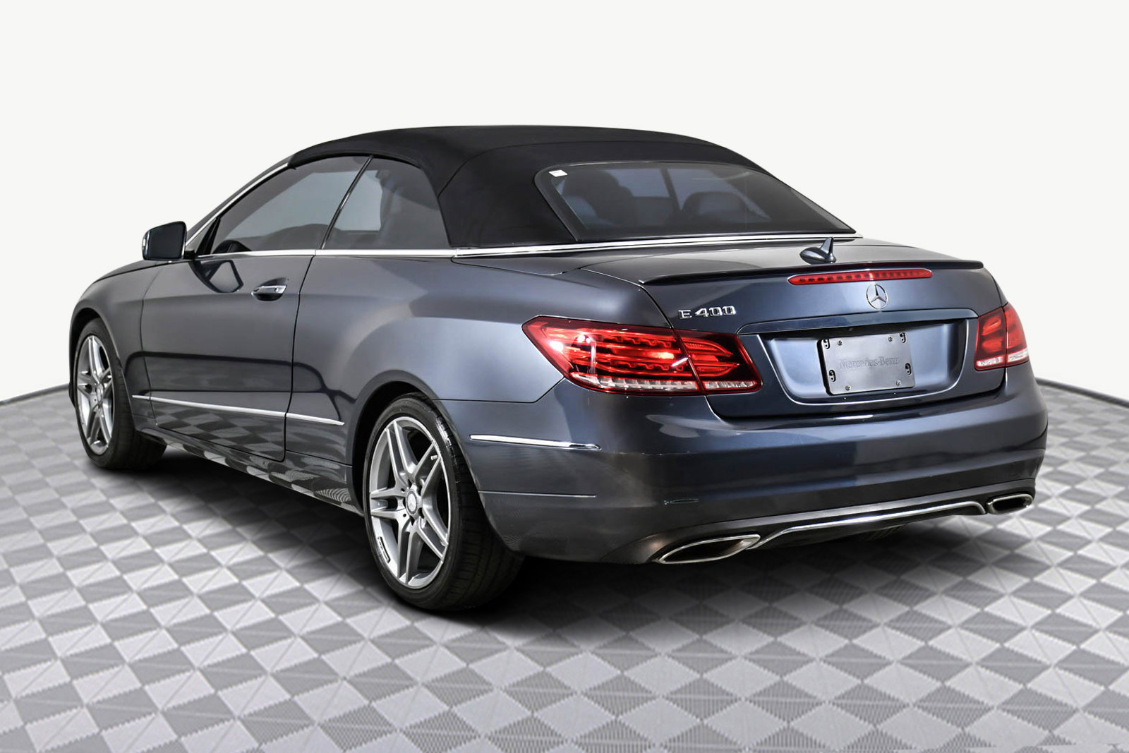 2015 Mercedes Benz E 400 photo 4