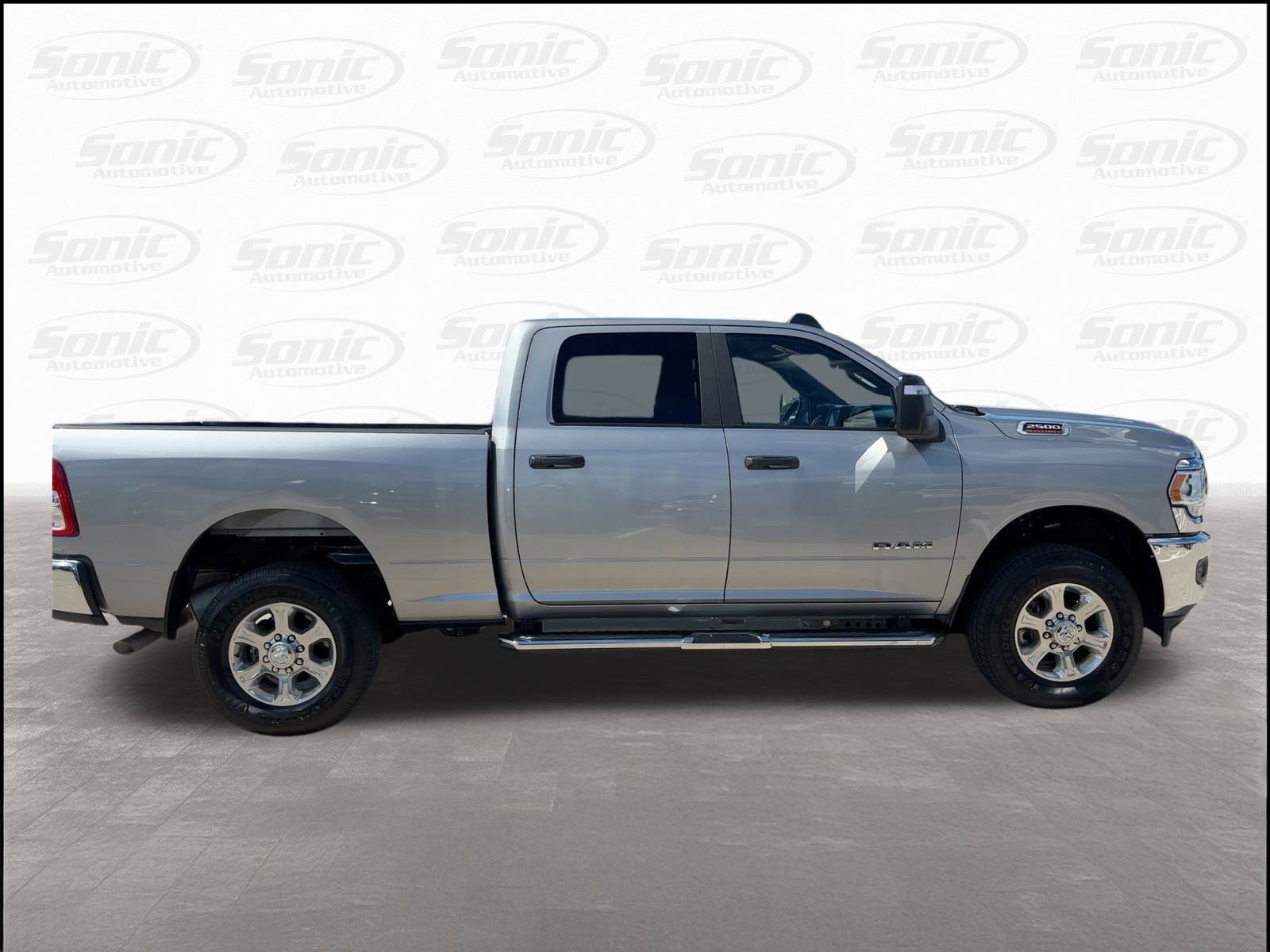 2024 Ram 2500 Big Horn photo 8