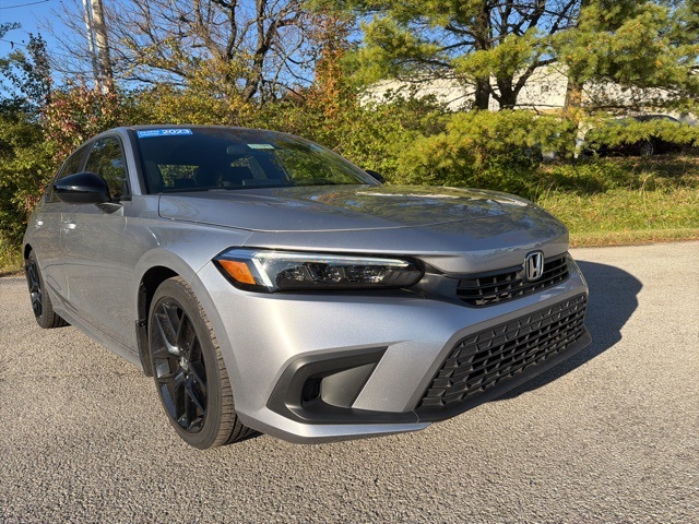 2023 Honda Civic Sport photo 2