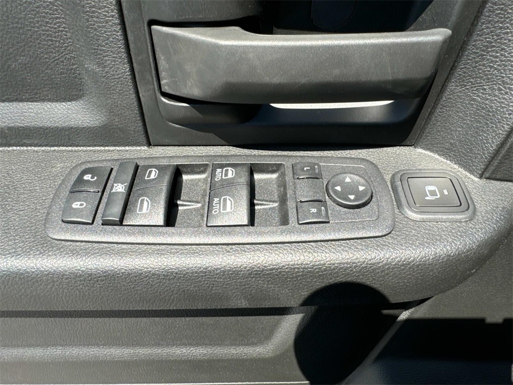 2024 Ram 3500 Tradesman photo 21