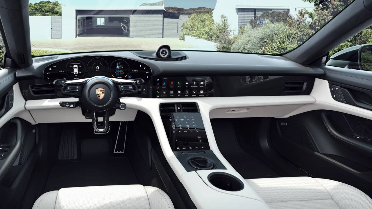 2024 Porsche Taycan GTS Sport Turismo photo 3