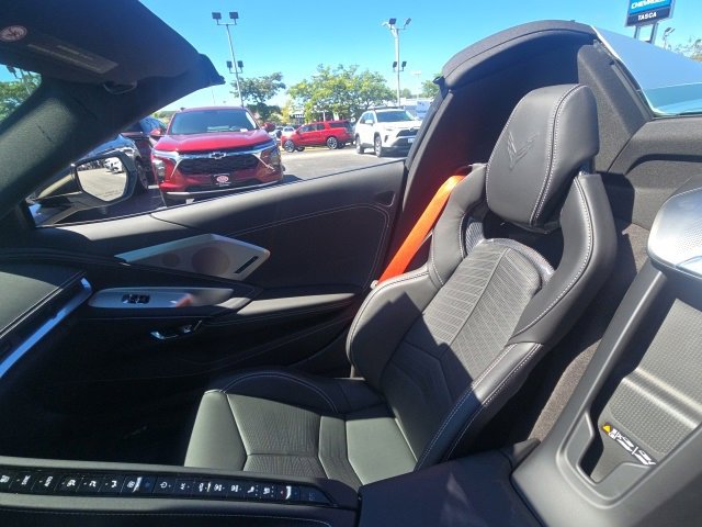 2024 Chevrolet Corvette Stingray 2LT photo 24
