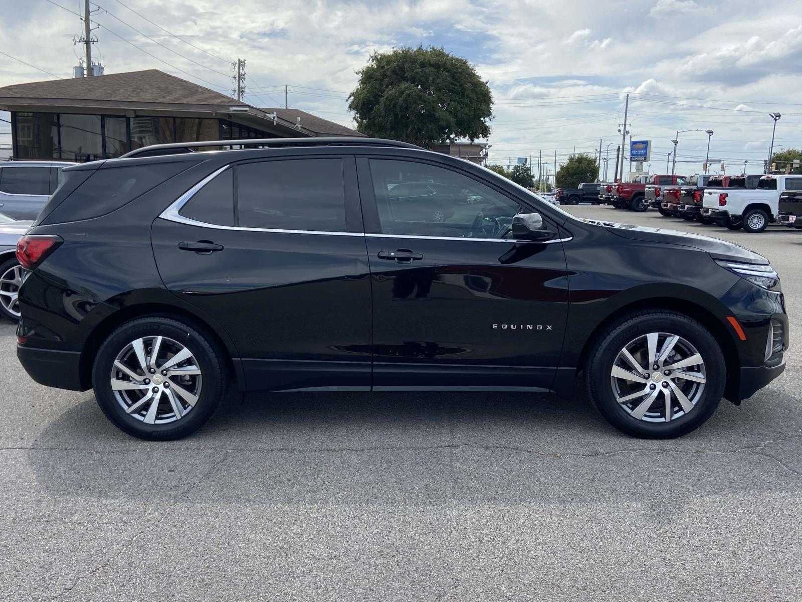 2022 Chevrolet Equinox LT photo 30