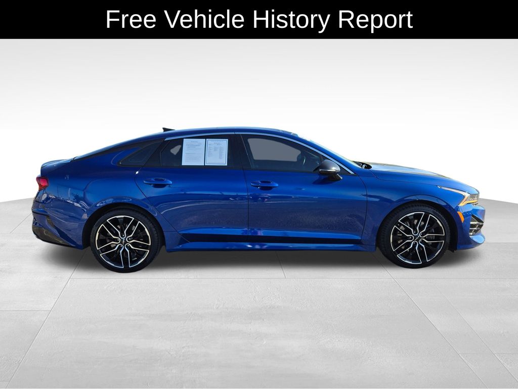 2024 Kia K5 GT photo 2