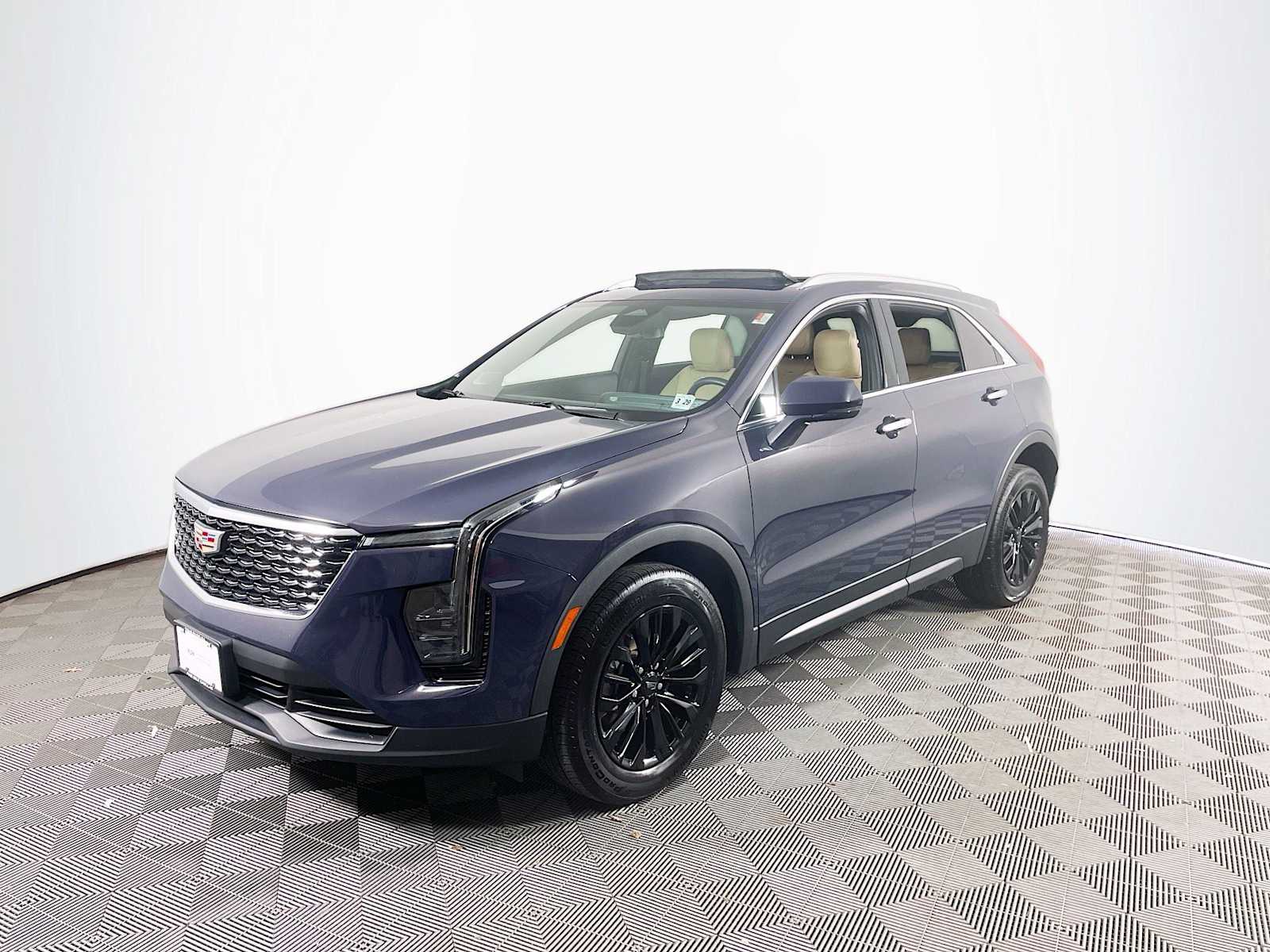 2024 Cadillac XT4 Luxury
