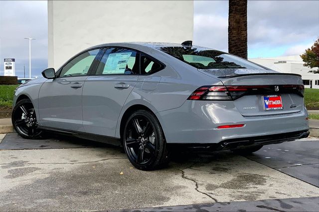 2025 Honda Accord Hybrid Sport-L photo 3