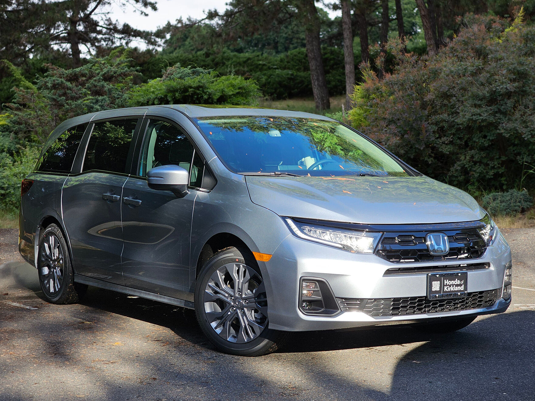 2026 Honda Odyssey Touring's photo