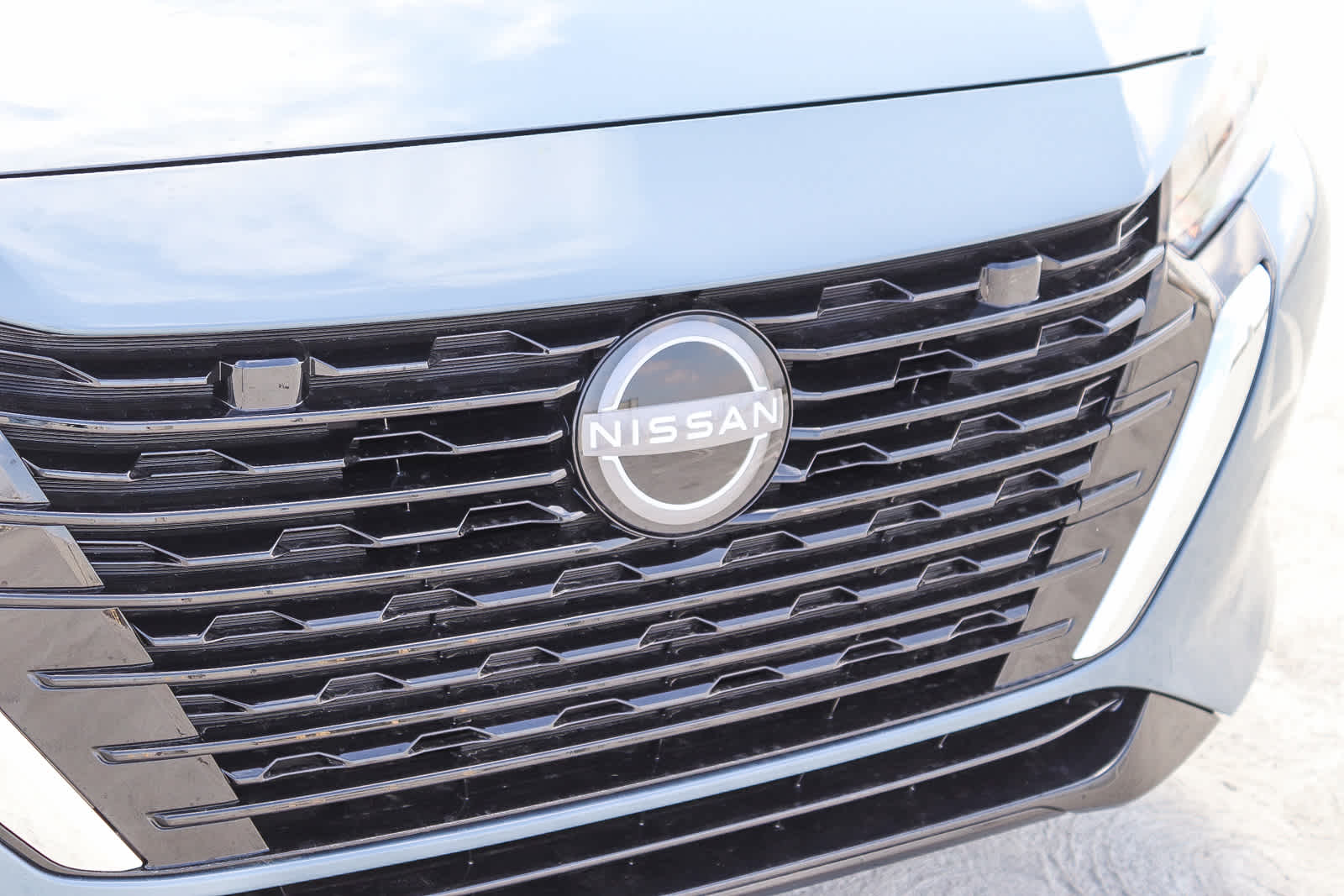 2025 Nissan Sentra SV photo 4