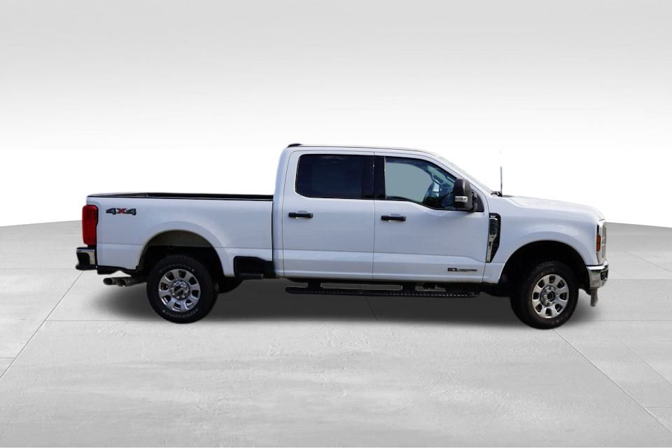 2024 Ford F-250 XLT photo 3