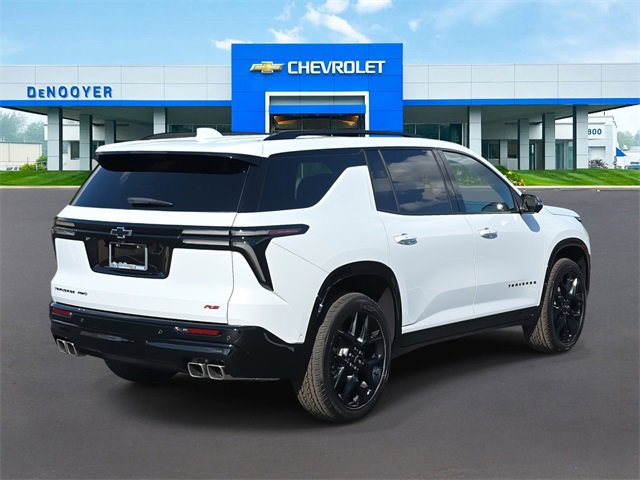 2026 Chevrolet Traverse RS photo 2