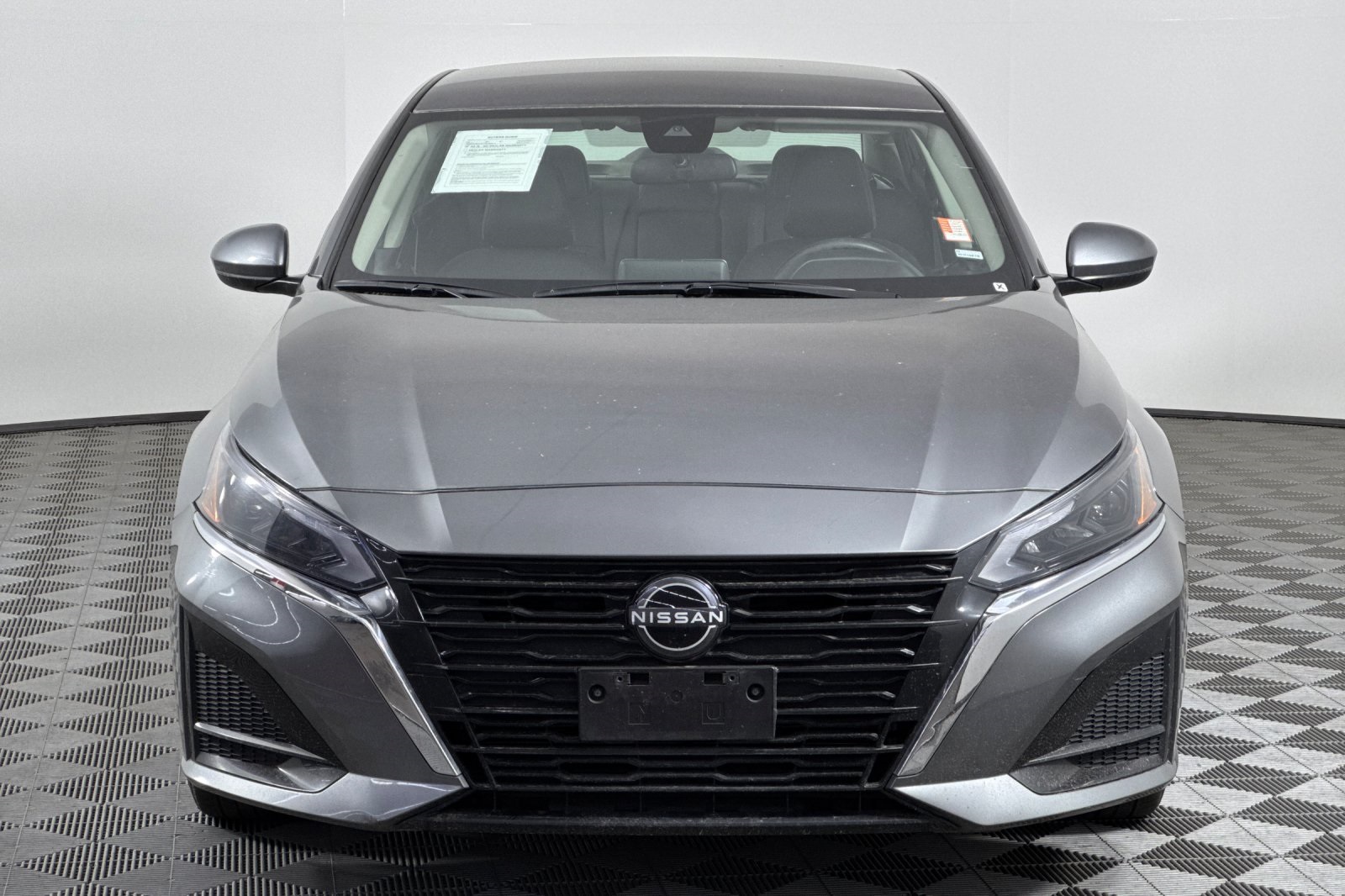 2023 Nissan Altima 2.5 SV photo 8