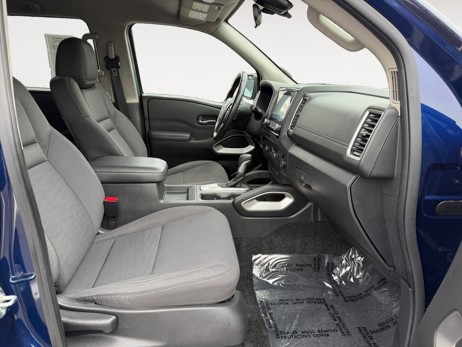 2022 Nissan Frontier SV photo 18