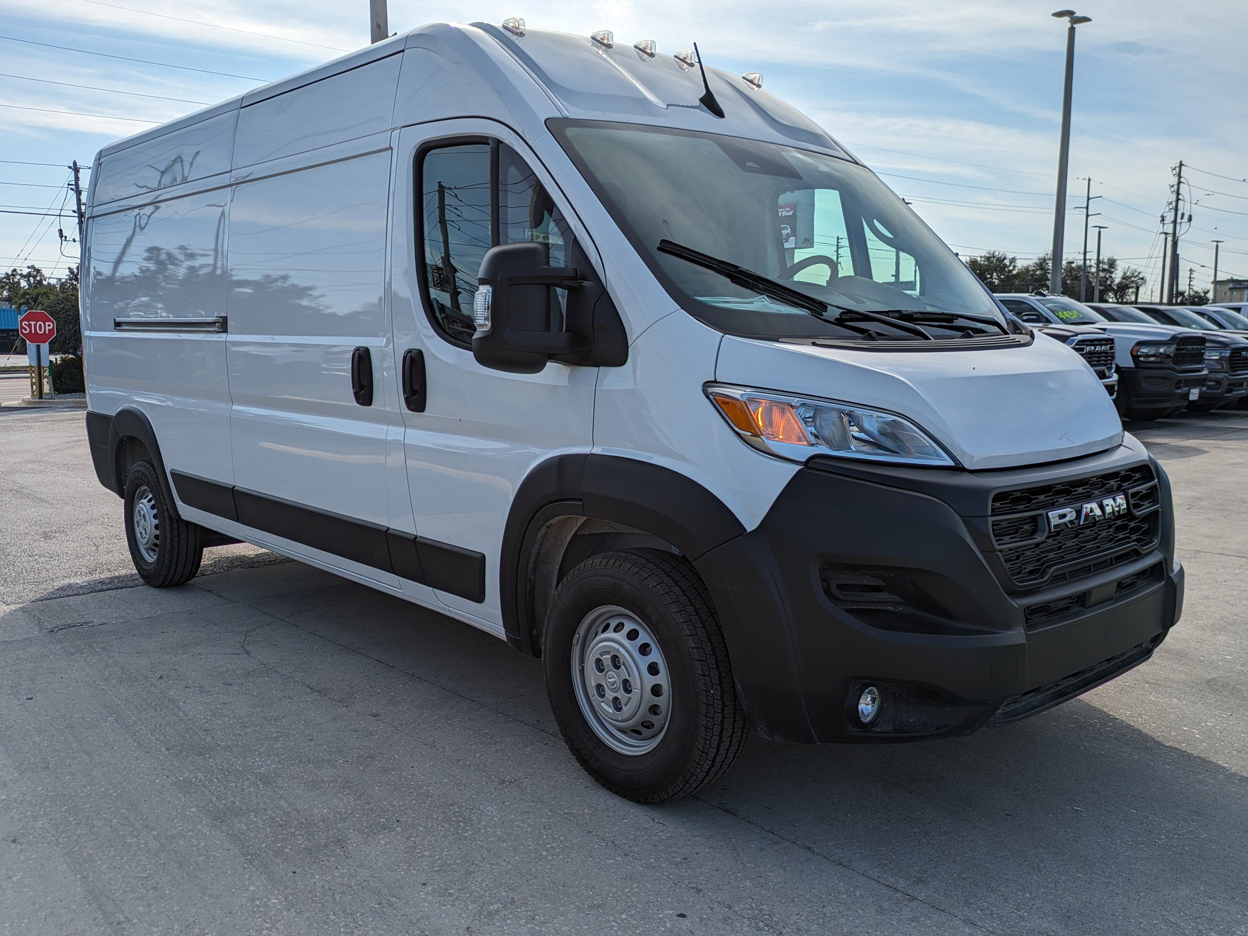 2026 Ram ProMaster 2500 photo 2