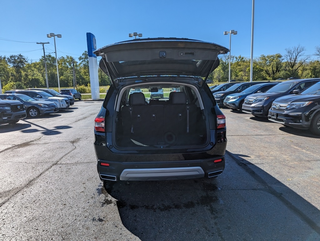 2025 Honda Pilot Touring photo 10