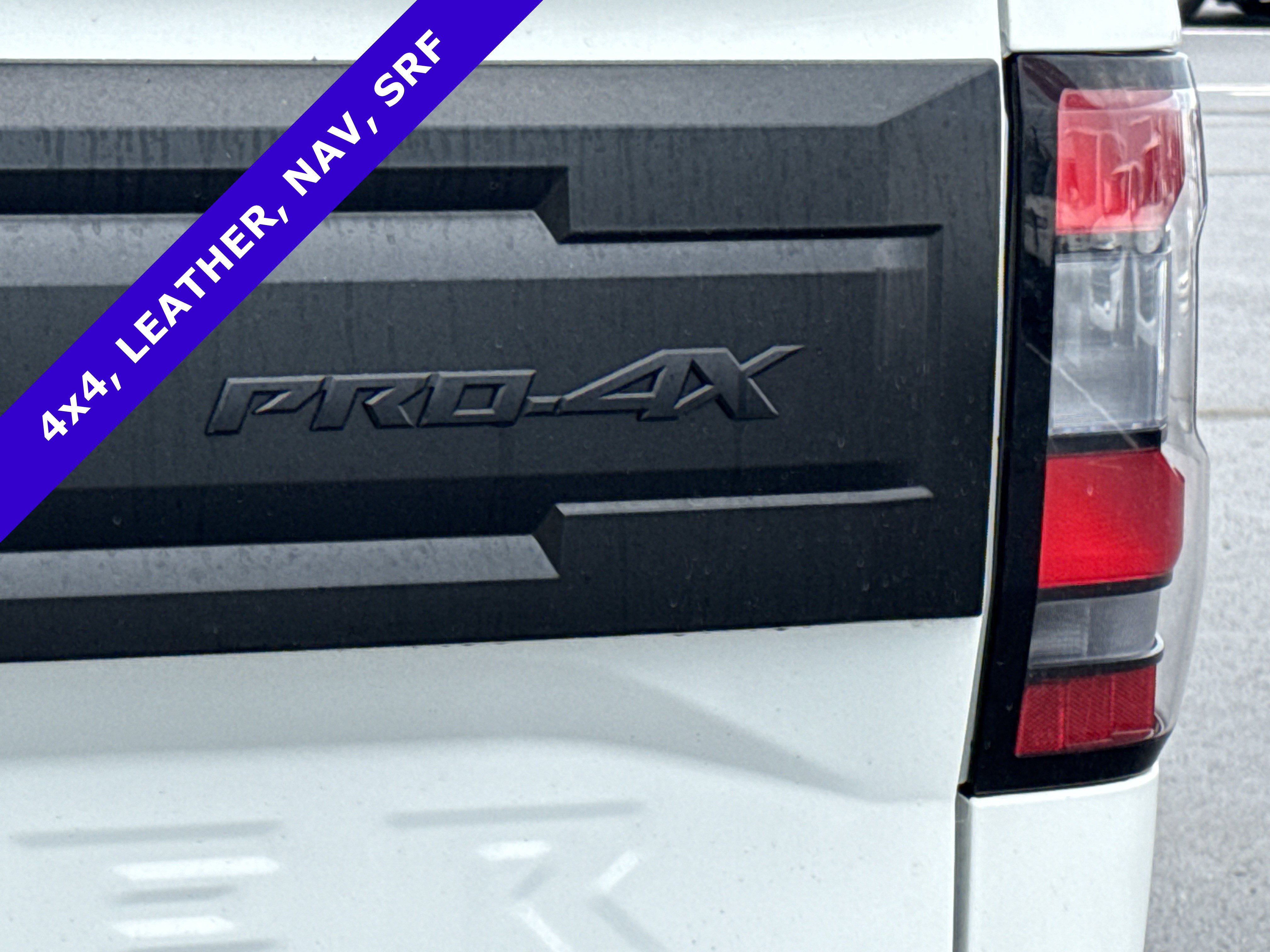 2026 Nissan Frontier Crew Cab PRO-4X photo 3
