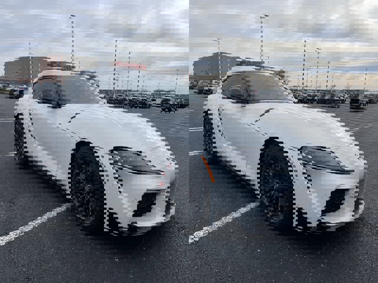 2025 Toyota Supra Premium's photo