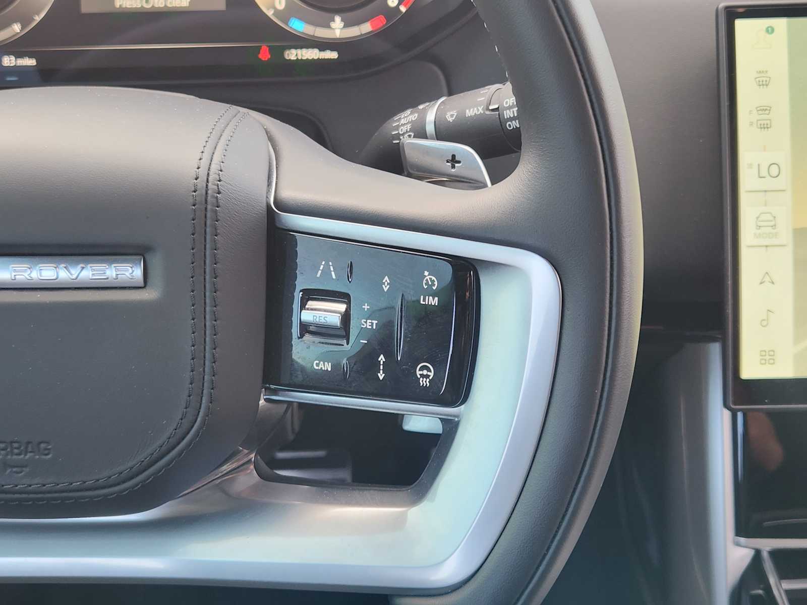 2024 Land Rover Range Rover SE photo 27