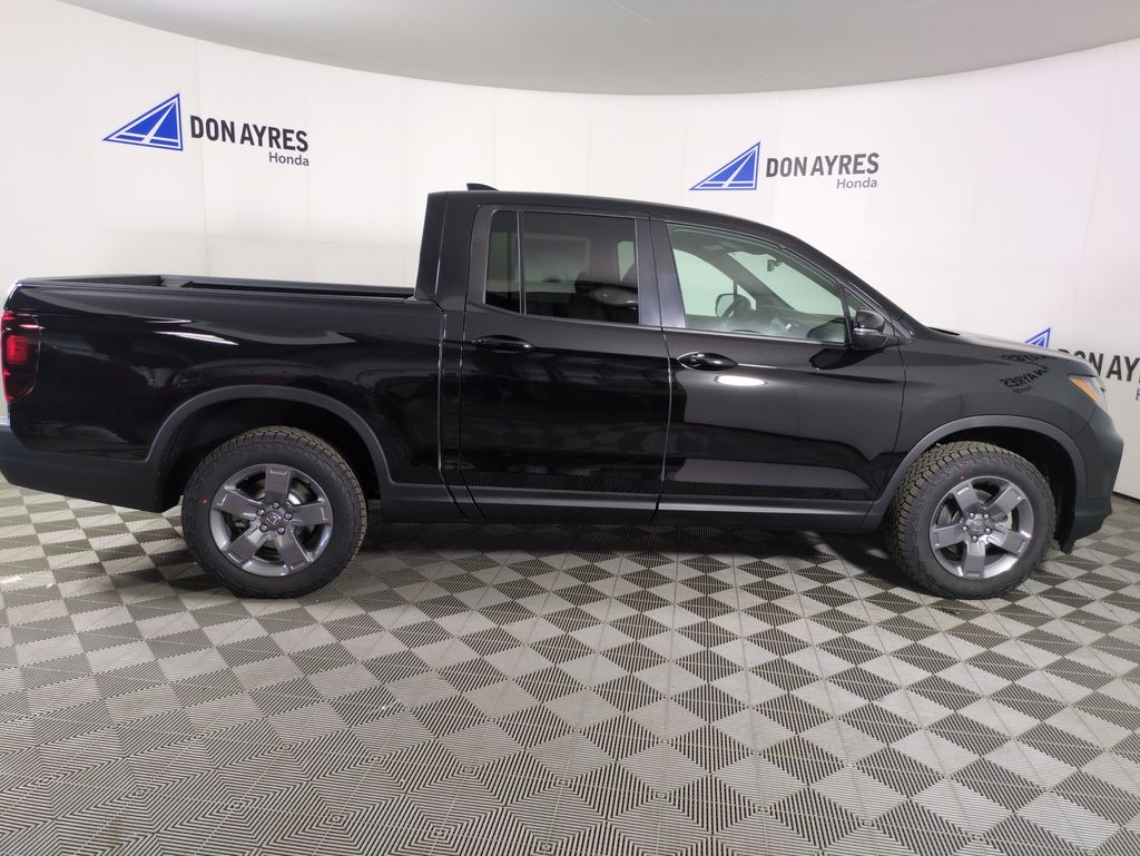 2025 Honda Ridgeline TrailSport photo 6