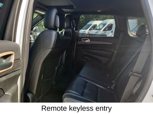 2015 Jeep Grand Cherokee Limited photo 16