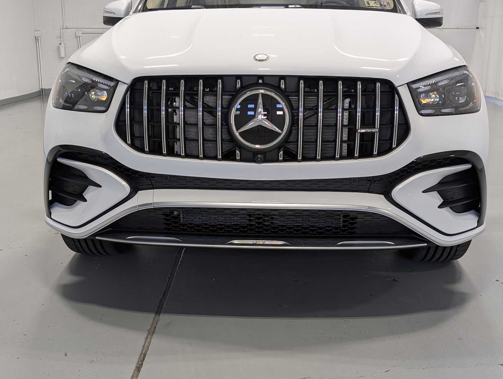 2026 Mercedes Benz GLE AMG 53 4MATIC photo 2
