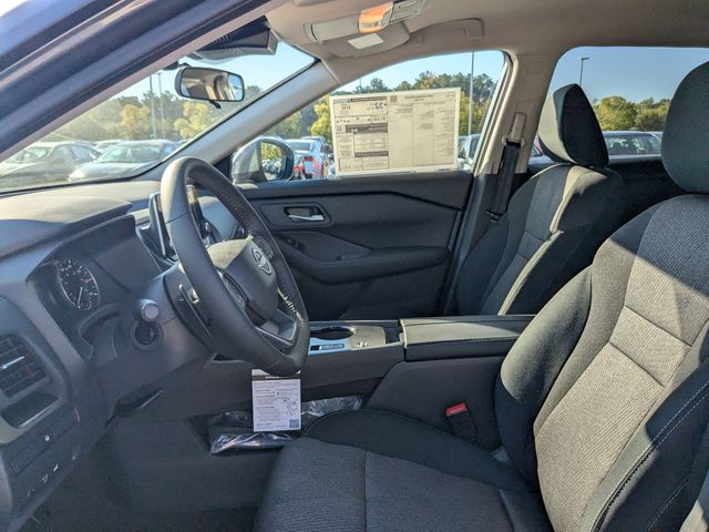2026 Nissan Rogue SV photo 14