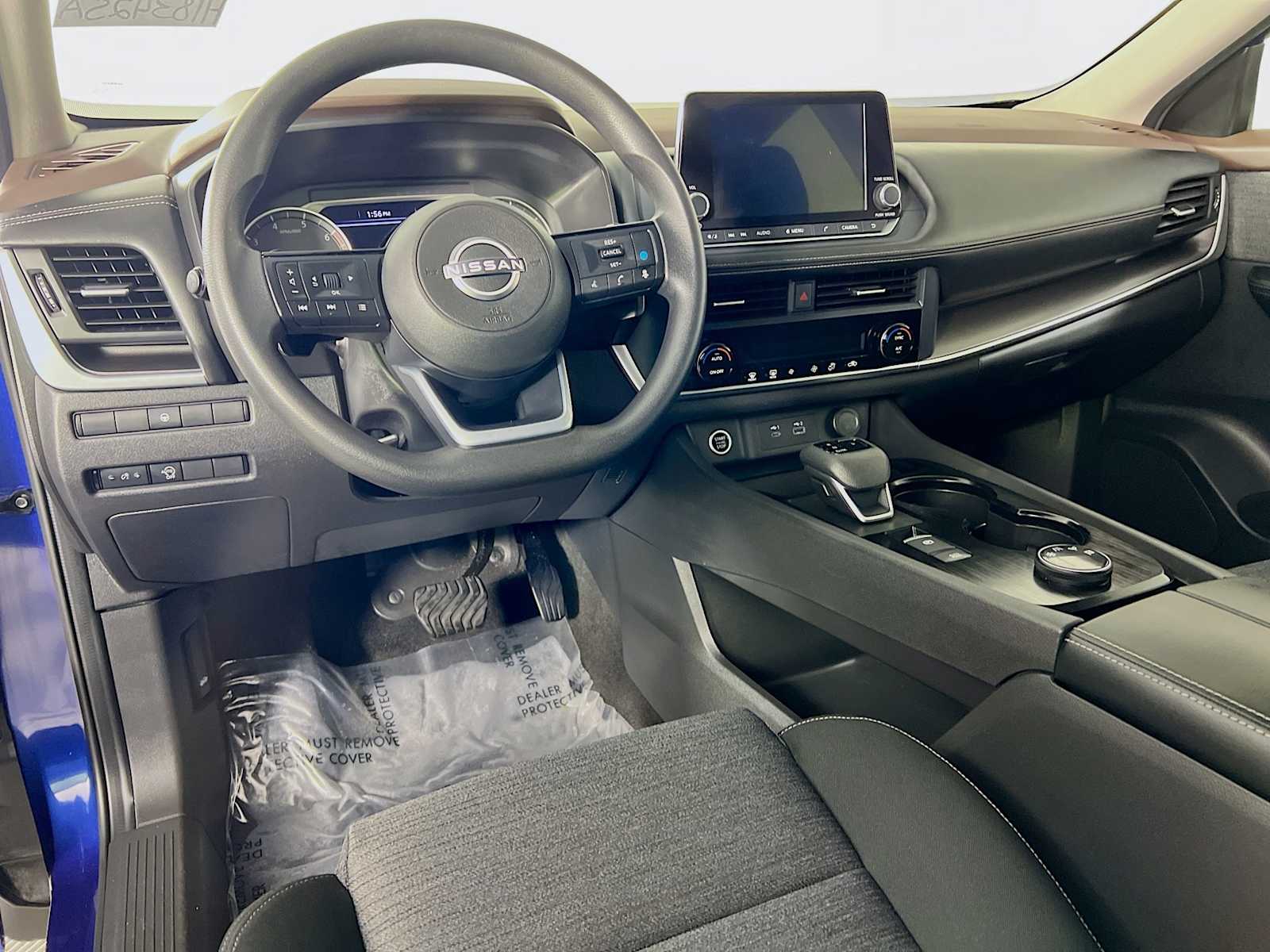 2023 Nissan Rogue SV photo 9